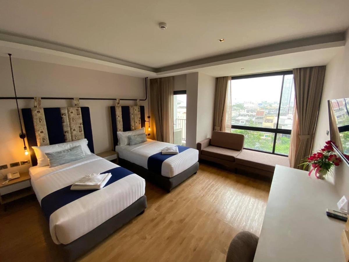 W3 Hotel Hat Yai Buitenkant foto